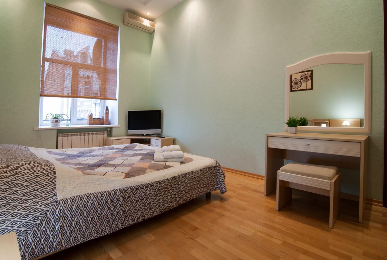 Home-Hotel Apartments-Mykhailivska Kyiv Exterior photo